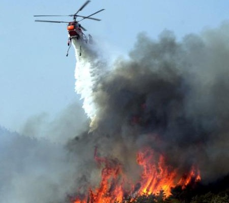 helicóptero para combate a incêndio em SP